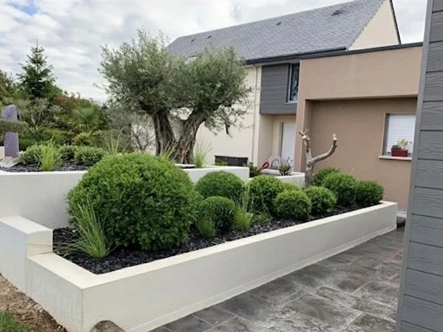 Création d'une jardinière à Lamballe