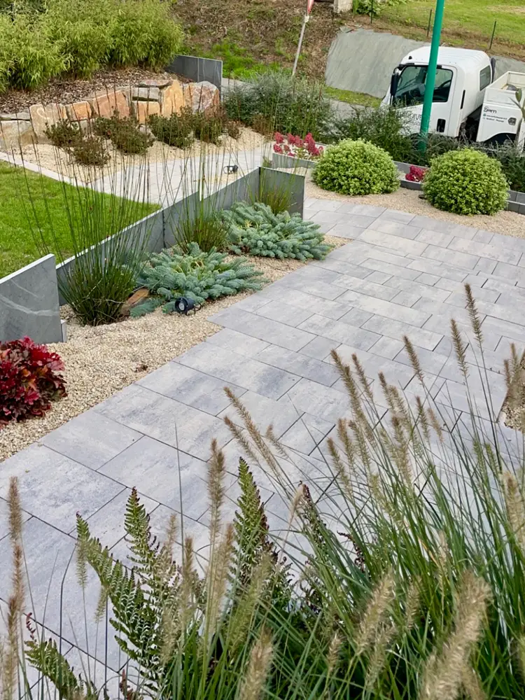 Plantation de massifs Plantation de massifs